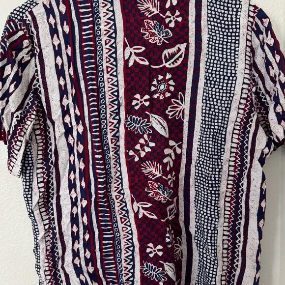 VINTAGE! Red, blue and white button down
G.W. Division of Gaff - Picture 2 of 6